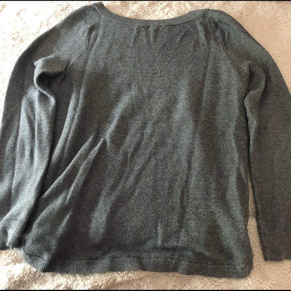 Grey sweater - Picture 3 of 3